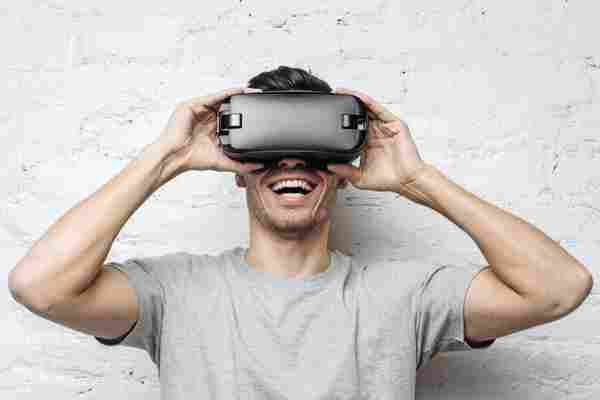 Migliori Visori VR: Gli occhiali per la realtà virtuale