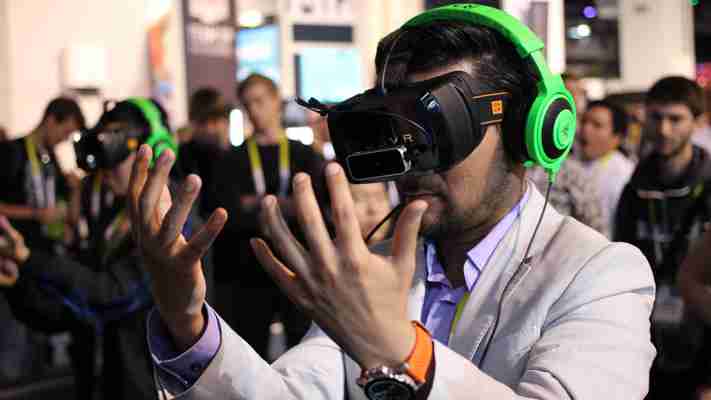 Realtà virtuale, come funziona la tecnologia per i mondi digitali
