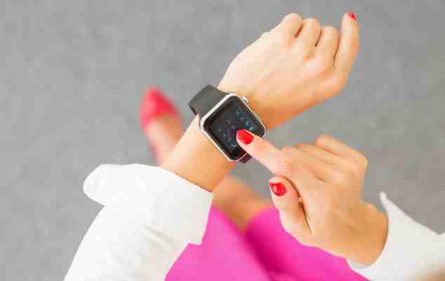 Smartwatch come funziona | A cosa serve | Come si usa